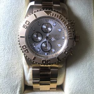 Men’s Invicta 18K Gold Watch